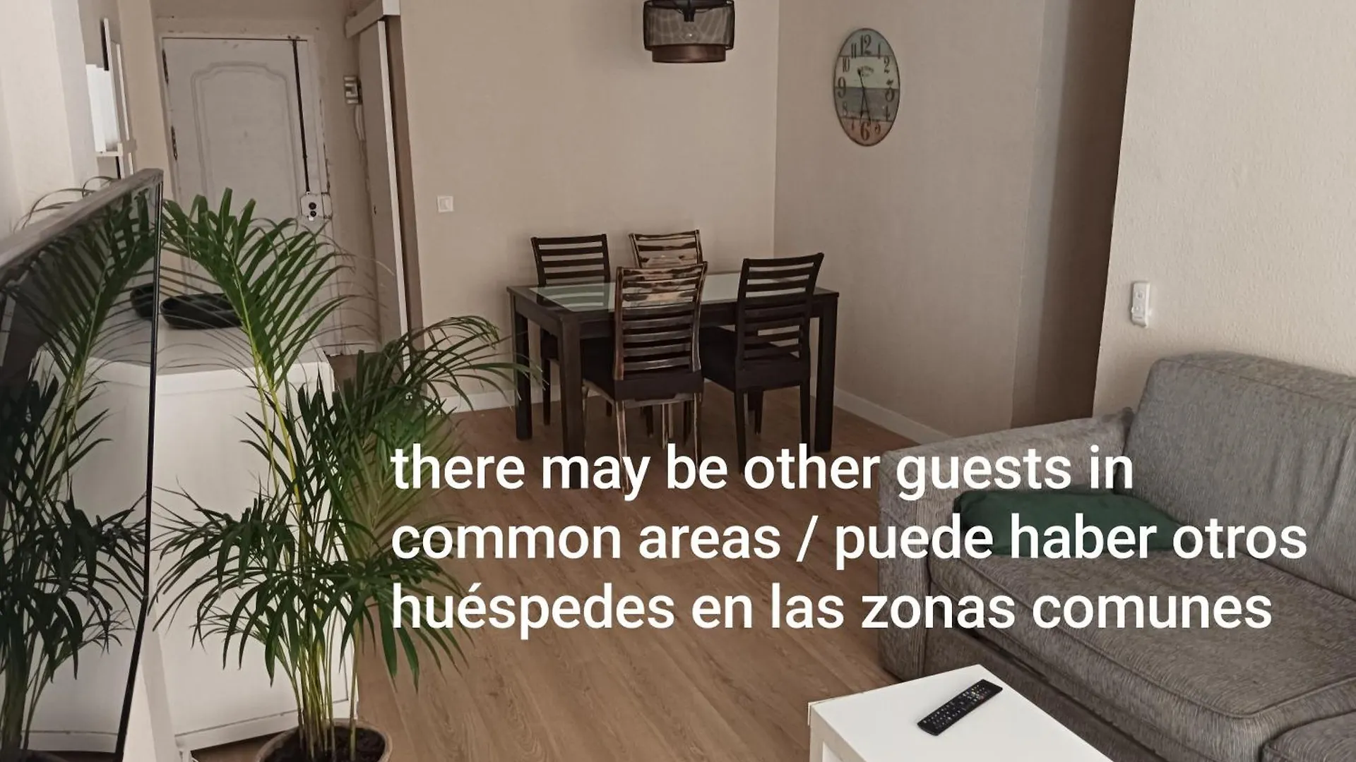 Habitaciones En Apartamento Compartido Delicias Room Cerca Del Mar, Aeropuerto, Ave Y Metro Malaga Homestay